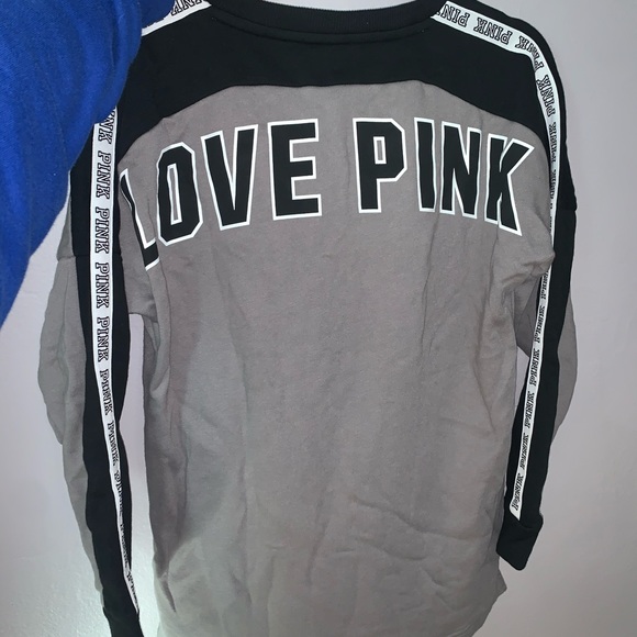 Pink sweatshirt - Picture 2 of 3